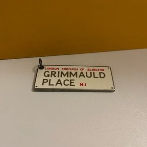 Warner Bros Studio Tour Harry Potter Grimmauld Place Christmas Ornament